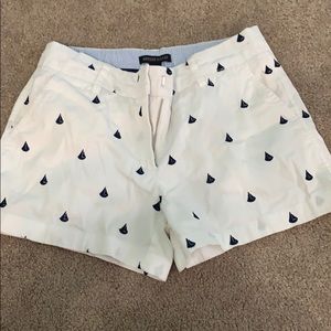 British Khaki white shorts blue boats